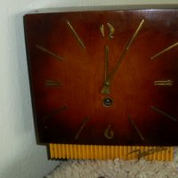 Руски стененни  часовници - Янтар и Весна  от СССР, снимка 4 - Стенни часовници - 32902752