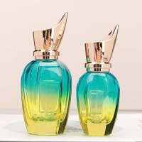 Празни стилни бутилки за отливане на парфюм 30мл/50мл разноцветни готин дизайн, снимка 5 - Унисекс парфюми - 44184748