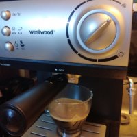 Кафемашина с ръкохватка с крема диск, работи перфектно и прави страхотно кафе с каймак , снимка 2 - Кафемашини - 39726577