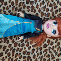 Голяма кукла Ана от Замръзналото кралство , снимка 3 - Кукли - 44559983