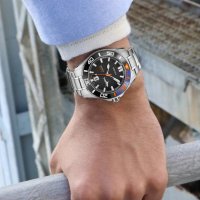 DOXA SHARK кварцов часовниk,водоусточив,дата,въртящ се безел, снимка 4 - Мъжки - 41745645