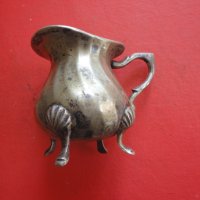Старинна бронзова каничка , снимка 5 - Антикварни и старинни предмети - 42234639