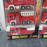 Комплект метални пожарни коли 3 броя, Пожарна - 2020163, снимка 2 - Коли, камиони, мотори, писти - 34352976