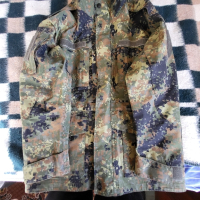 Войнишка куртка водоусточева , снимка 1 - Други - 44697286