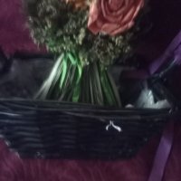 Ръчно плетена кошничка с цветя, снимка 9 - Декорация за дома - 41786653