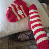 Ръчно плетени дамски чорапи от вълна, размер 38, снимка 2 - Дамски чорапи - 41755712