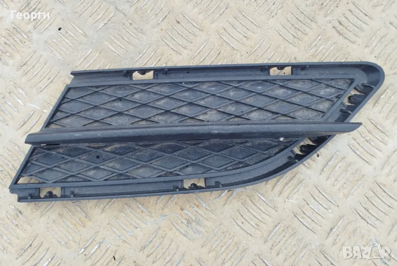 решетка броня BMW 3 E90 E91- 51117138417- предно ляво, снимка 1