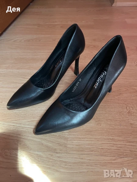 Обувки на ток, снимка 1