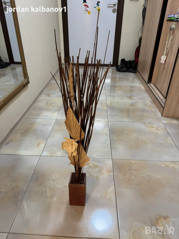 Декоративни цветя с ваза само за 10лв., снимка 1