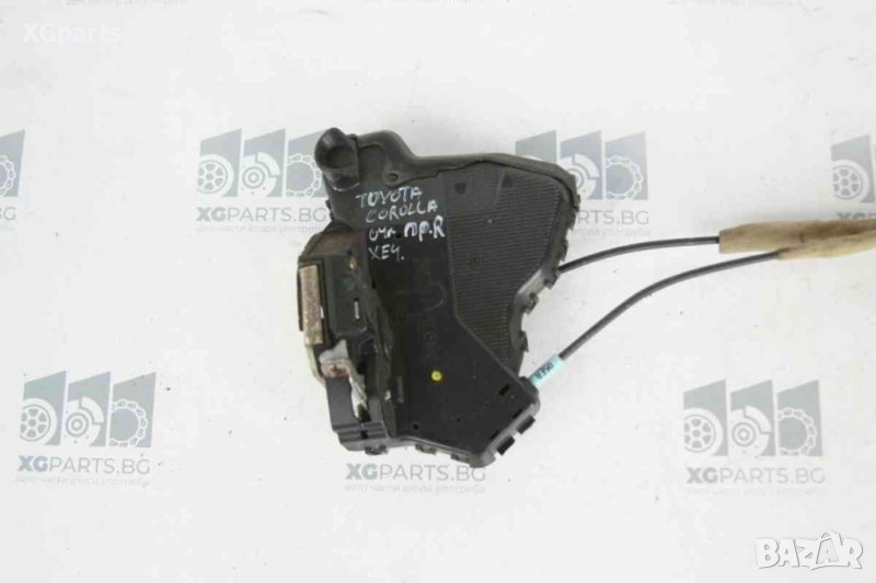 Брава врата предна дясна за Toyota Corolla E12 2.0d4d 90к.с. хечбек (2001-2007), снимка 1