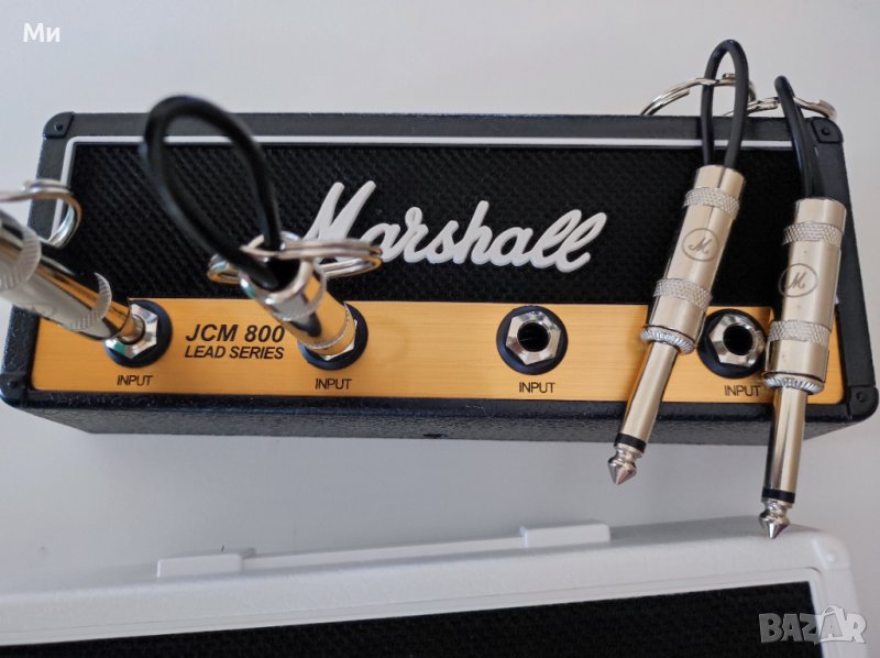 Стенна поставка за ключове, с дизайн на усилвател Marshall, снимка 1