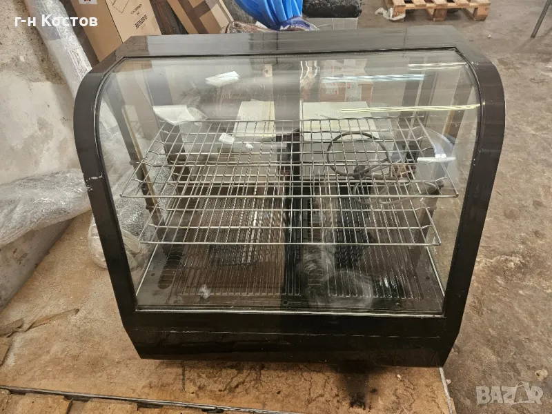 Хладилна Витрина за торти, сандвичи, хранителни продукти и други втора употреба , снимка 1