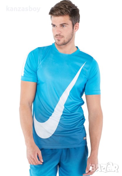 Nike Graphic Flash T-Shirt - страхотна мъжка тениска КАТО НОВА , снимка 1