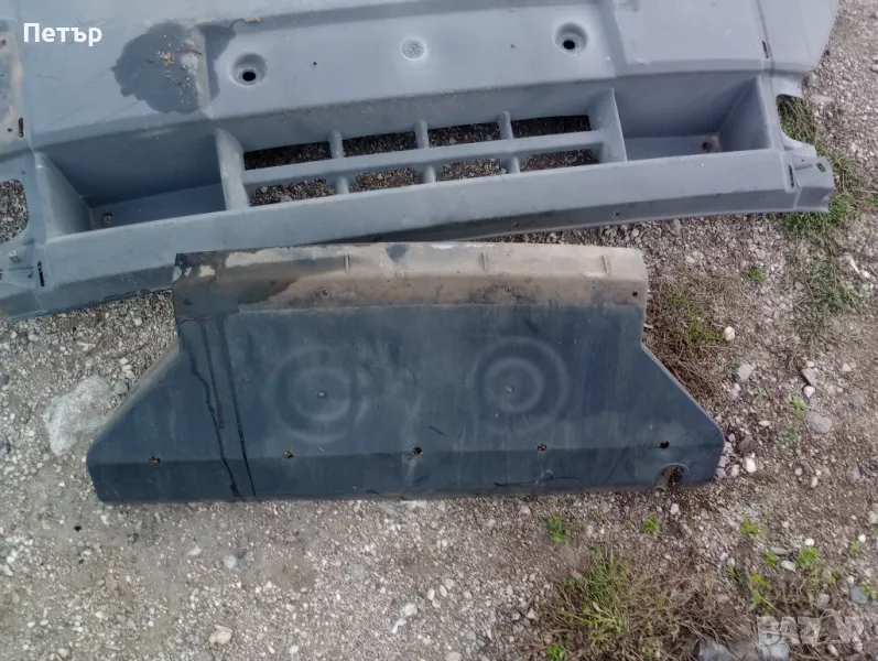 Предпазна кора под радиаторите Форд транзит 2006-2013г, снимка 1