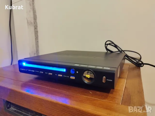 DVD плейъри CROWN чисто нови, снимка 2 - Плейъри, домашно кино, прожектори - 47549158