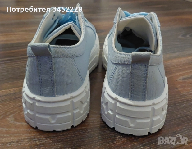 дамски обувки GUESS нови номер 40, снимка 6 - Дамски ежедневни обувки - 52528820