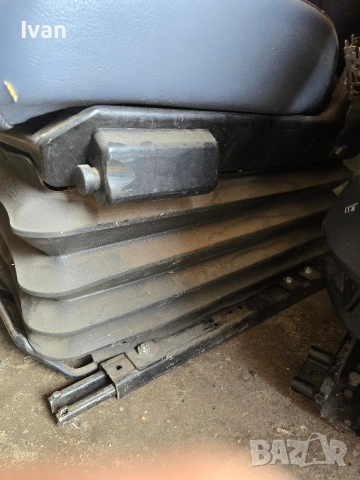 Седалка за Sprinter, снимка 2 - Аксесоари и консумативи - 53795749
