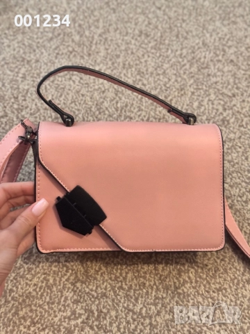 Розова чанта през рамо