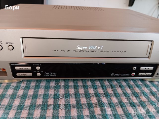 JVC S-VHS HR-S5600AM Super-VHS, снимка 6 - Плейъри, домашно кино, прожектори - 42678344