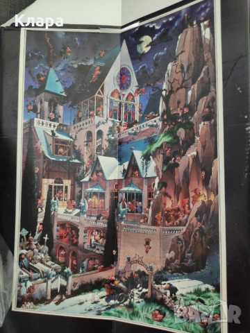 Пъзел Heye от 2000 части - Замъкът на ужаса