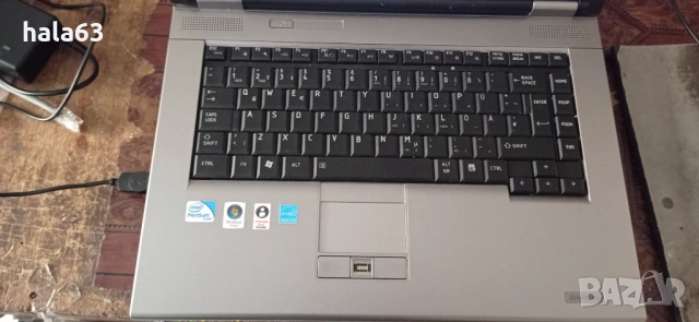 Лаптоп Toshiba S300, снимка 3 - Лаптопи за дома - 53709408