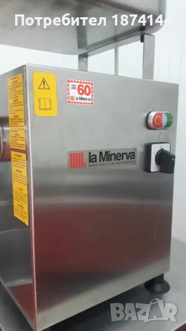 Професионална месомелачка, снимка 2 - Друго търговско оборудване - 51031849