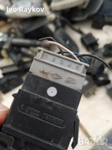 Копче , подгрев прозорец за Dacia Logan 1 , 399387, снимка 6 - Части - 47677138