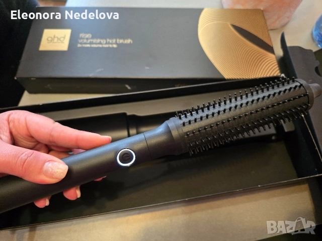 Професионална гореща четка за коса ghd, снимка 2 - Аксесоари за коса - 52428599