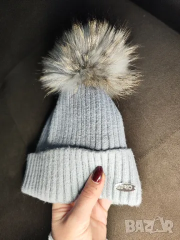 Liu Jo дамска шапка с естествено пухче, снимка 2 - Шапки - 47984094