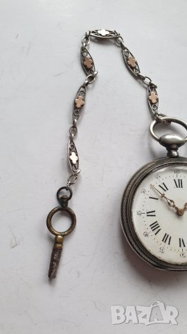 Стар сребърен джобен часовник с ключ, снимка 5 - Антикварни и старинни предмети - 44369462