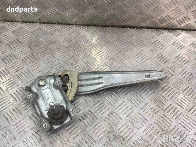 Ръчен стъклоповдигач Toyota Avensis,2004г.(заден десен)