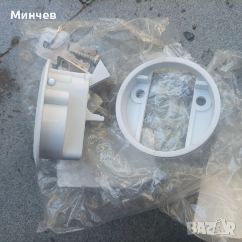 Заключваща брава за вратичка на  каравана , снимка 4 - Къмпинг мебели - 51796067