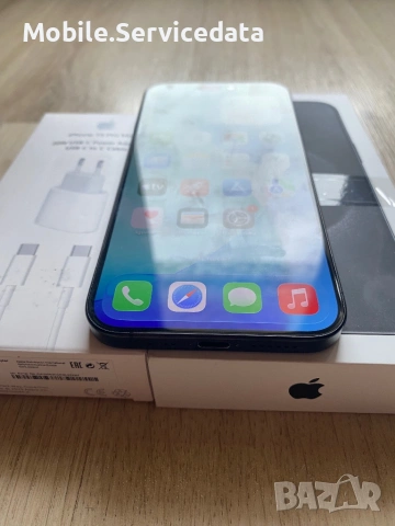 iPhone 15 Pro Max 1TB Черен – кутия + ново оригинално зарядно и адаптер, снимка 4 - Apple iPhone - 53718067