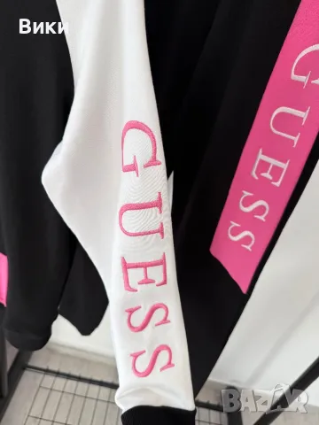 Спортен екип на Guess размер S, снимка 5 - Спортни екипи - 48618746