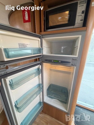 Каравана Swift Conqueror-Френска Спалня/Голям хладилник/Душ кабина/Солар/Mover/Форселт/Като нова, снимка 7 - Каравани и кемпери - 53689745