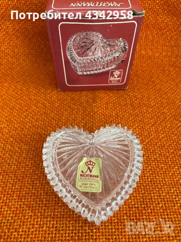 Nachtman .Vintage.Кристална кутийка във формата на сърце., снимка 2 - Антикварни и старинни предмети - 50695400