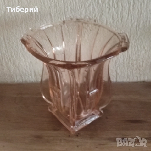 Стъклена ваза стара, снимка 3 - Вази - 52025457