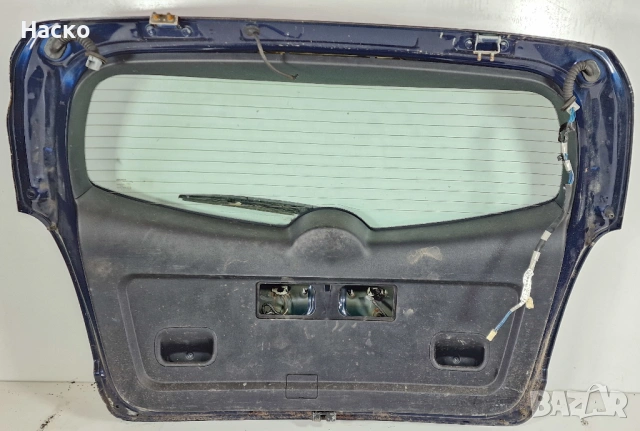 Заден Капак Toyota Corolla Verso Тойота Корола Версо 2004г-2008г, снимка 4 - Части - 53840962