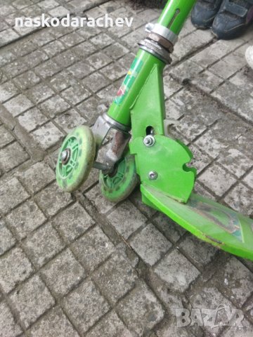 Тротинетка с 4 колела светещи, сгъваема , снимка 10 - Други спортове - 42688307