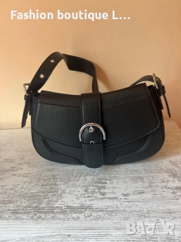 Черна кожена чанта за рамо с регулираща се дължина на дръжката и отделен джоб с цип на LC WAIKIKI 🖤