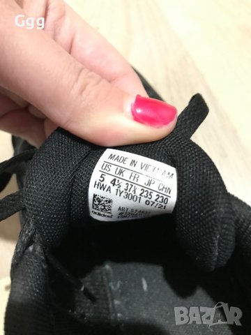 Дамски маратонки adidas, снимка 2 - Маратонки - 40604294