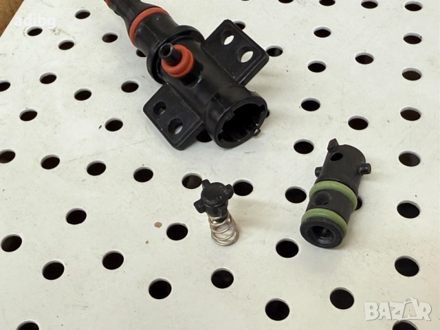 Saeco Philips - Пин Конектор Клапан вход Кафе Група , снимка 2 - Кафемашини - 51864318