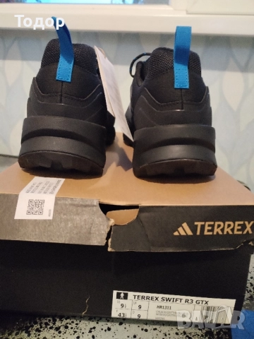 Adidas Terex Swift-R Gore-tex 42 номер, снимка 4 - Спортни обувки - 52254441