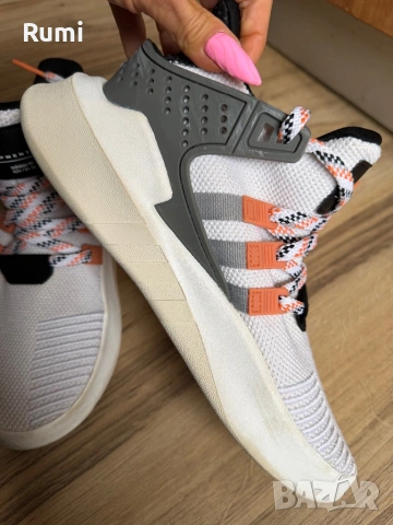Оригинални маратонки Adidas EQT Bask ADV, 38,5 н, снимка 3 - Маратонки - 52306523
