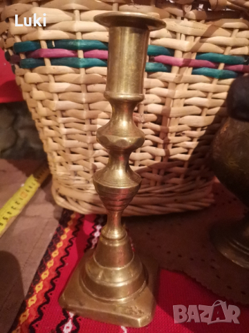 автентичен месингов свещник от 19 век , снимка 2 - Антикварни и старинни предмети - 44517275