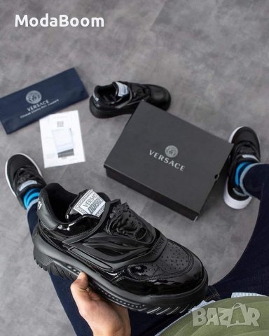 Унисекс обувки Versace , снимка 3 - Дамски ежедневни обувки - 38905684