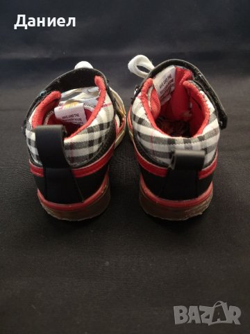 Детски кецове Nike , снимка 5 - Детски маратонки - 41389119