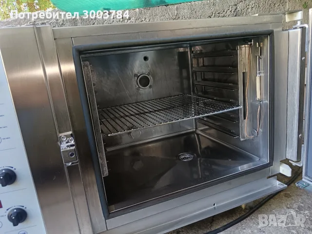 Професионален конвектомат, снимка 2 - Обзавеждане на кухня - 55978630