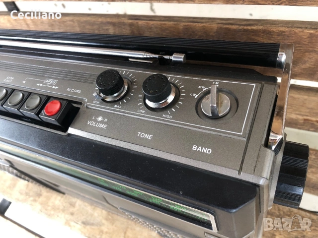Радиокасетофон Sharp GF-8080E , снимка 7 - Радиокасетофони, транзистори - 53226932