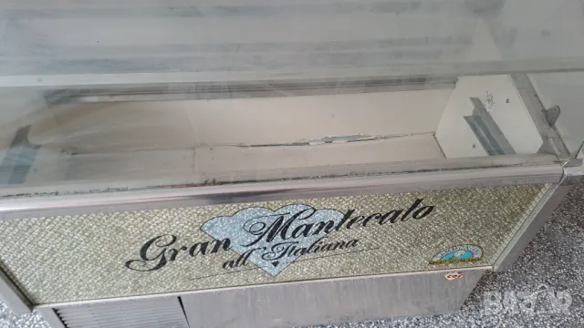 Хладилна витрина, снимка 5 - Оборудване за магазин - 48221329